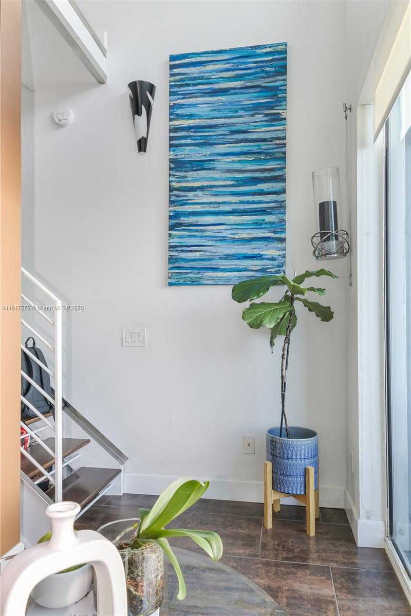 Small Image of 60 SOUTH WEST 13TH ST #3211, Miami Number 8