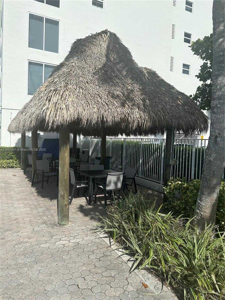 Small Image of 10350 WEST BAY HARBOR DR #4F + DEN, Bay Harbor Islands Number 28
