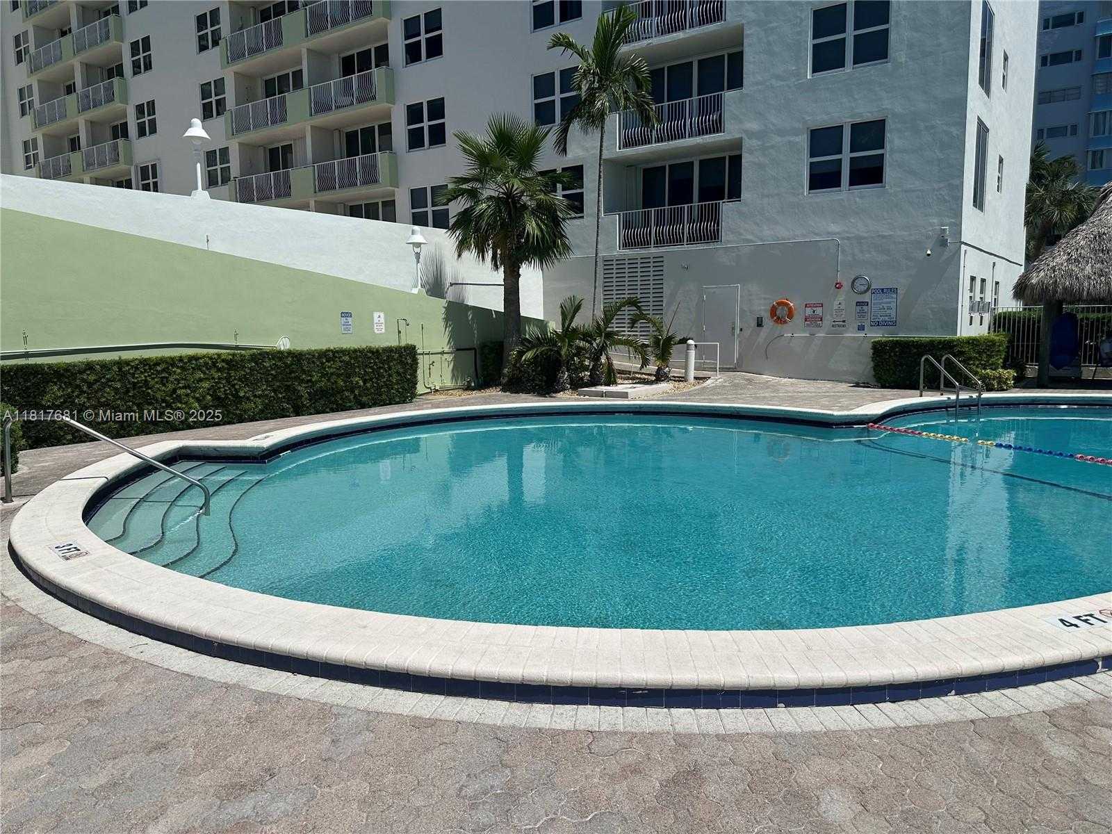 Small Image of 10350 WEST BAY HARBOR DR #4F + DEN, Bay Harbor Islands Number 32