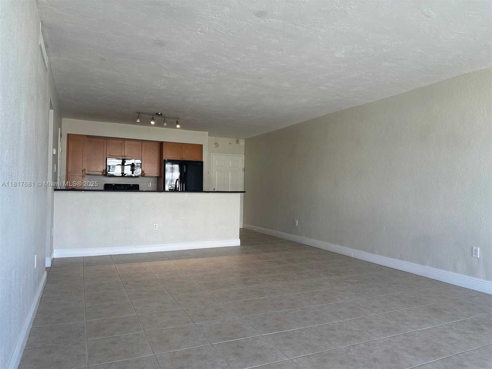 Small Image of 10350 WEST BAY HARBOR DR #4F + DEN, Bay Harbor Islands Number 6