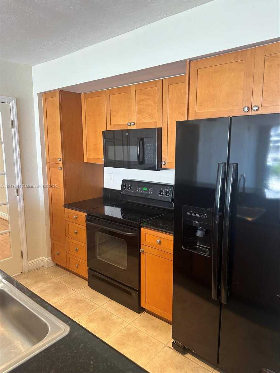 Small Image of 10350 WEST BAY HARBOR DR #4F + DEN, Bay Harbor Islands Number 7