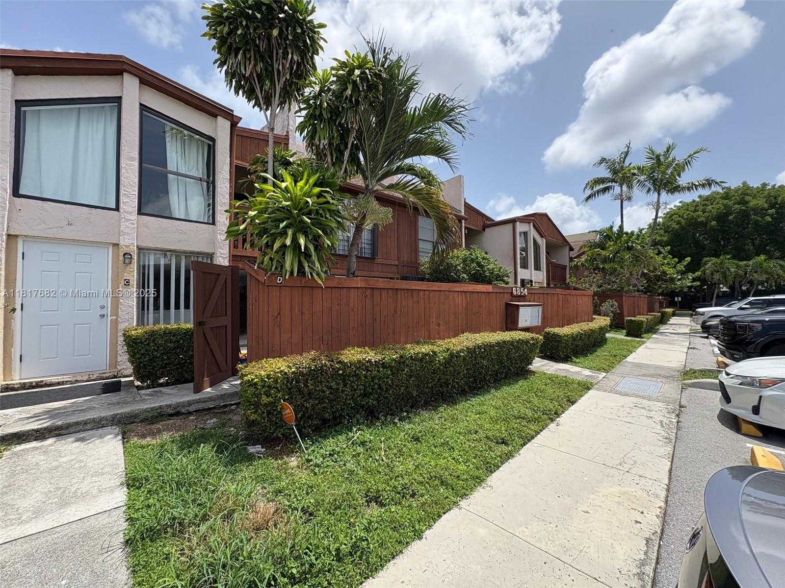Small Image of 6854 SOUTH WEST 114TH PL #D60, Miami Number 4