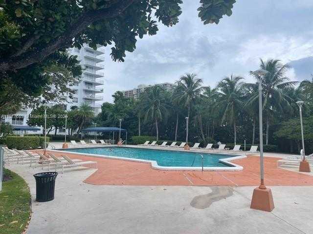 Small Image of 2801 NORTH EAST 183RD ST #1211W, Aventura Number 12