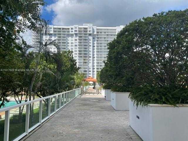 Small Image of 2801 NORTH EAST 183RD ST #1211W, Aventura Number 24
