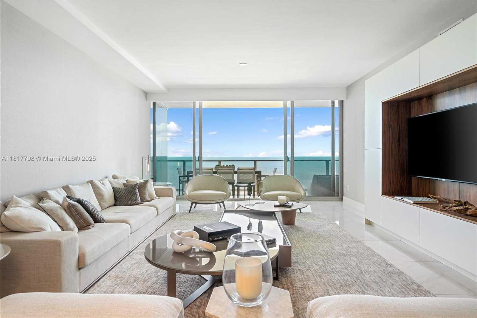 Small Image of 360 OCEAN DR #1106S, Key Biscayne Number 2