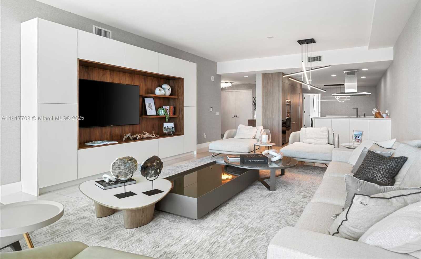 Small Image of 360 OCEAN DR #1106S, Key Biscayne Number 4