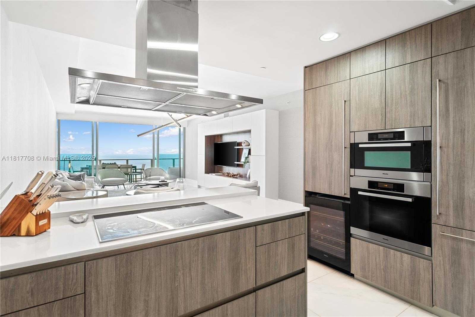 Small Image of 360 OCEAN DR #1106S, Key Biscayne Number 8