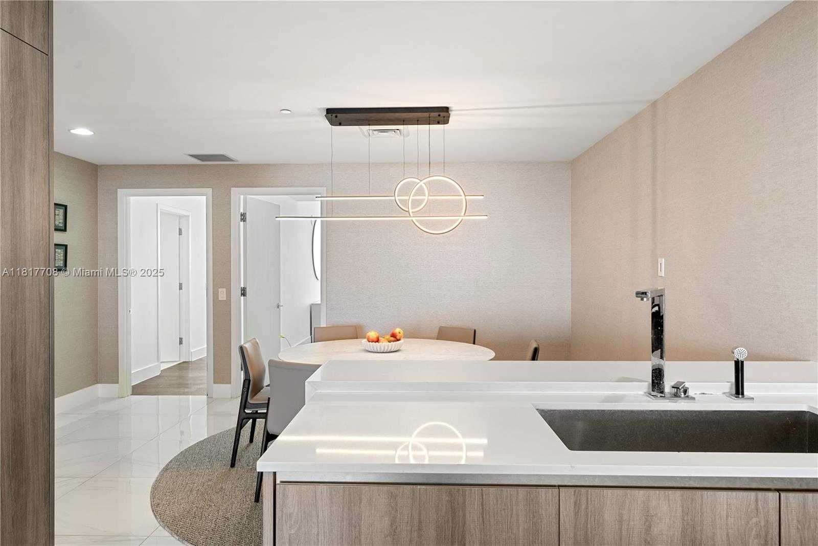 Small Image of 360 OCEAN DR #1106S, Key Biscayne Number 9