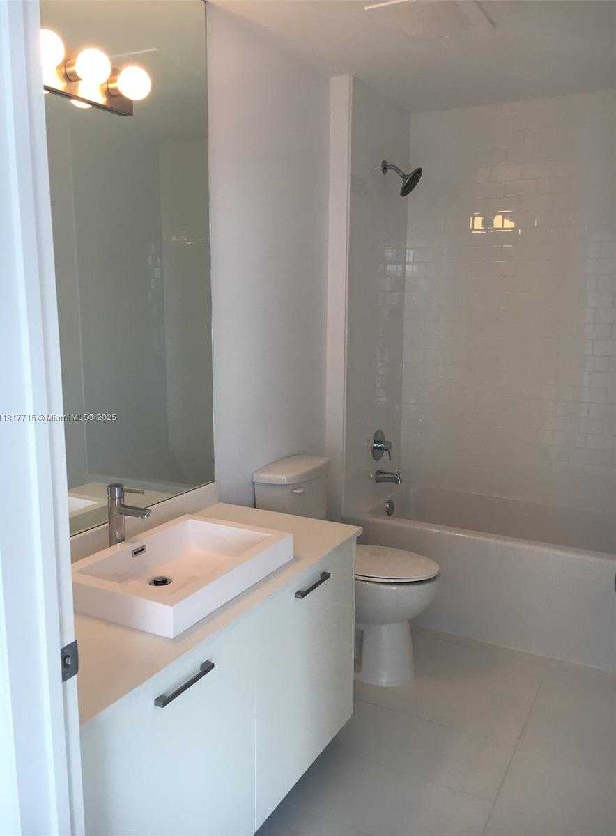 Small Image of 151 SOUTH EAST 1ST ST #1109, Miami Number 7