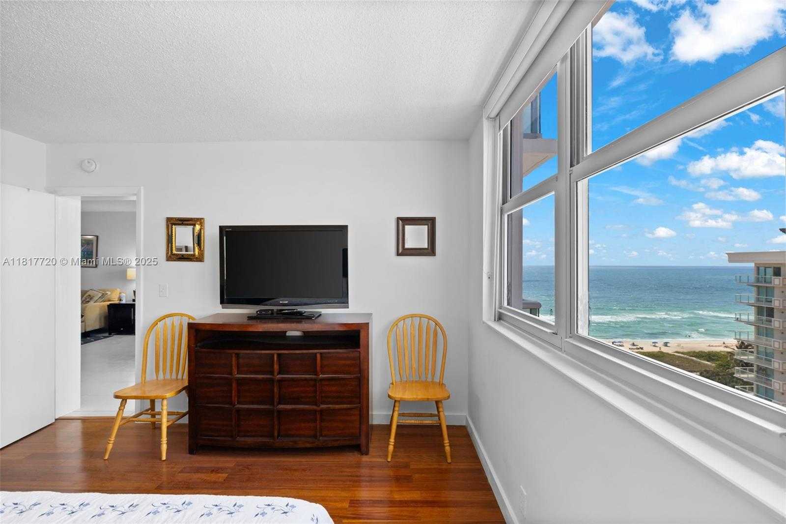 Small Image of 9511 COLLINS AVE #1208 +den, Surfside Number 11