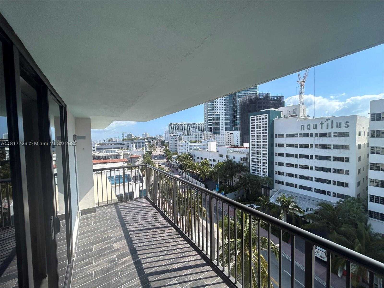 Small Image of 1800 EAST COLLINS AVE #9C, Miami Beach Number 16