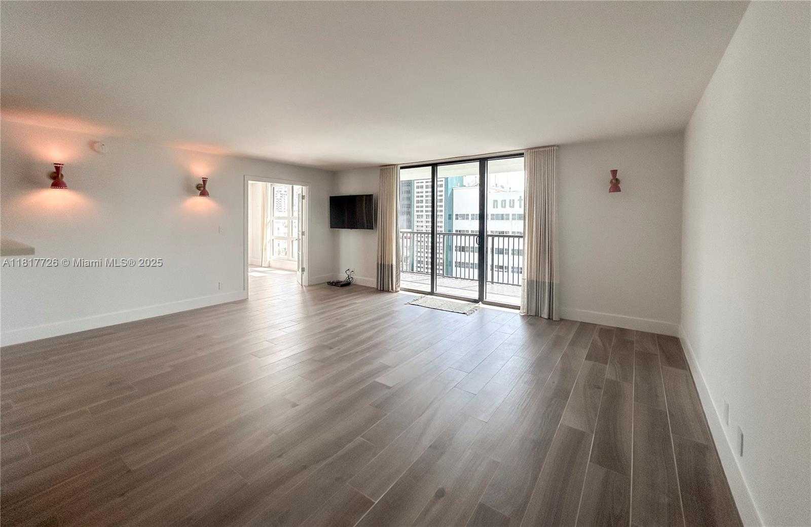 Small Image of 1800 EAST COLLINS AVE #9C, Miami Beach Number 3
