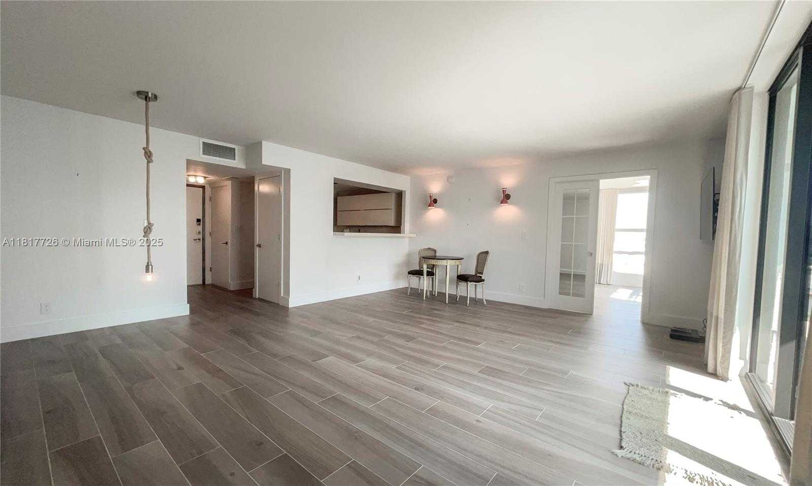 Small Image of 1800 EAST COLLINS AVE #9C, Miami Beach Number 5