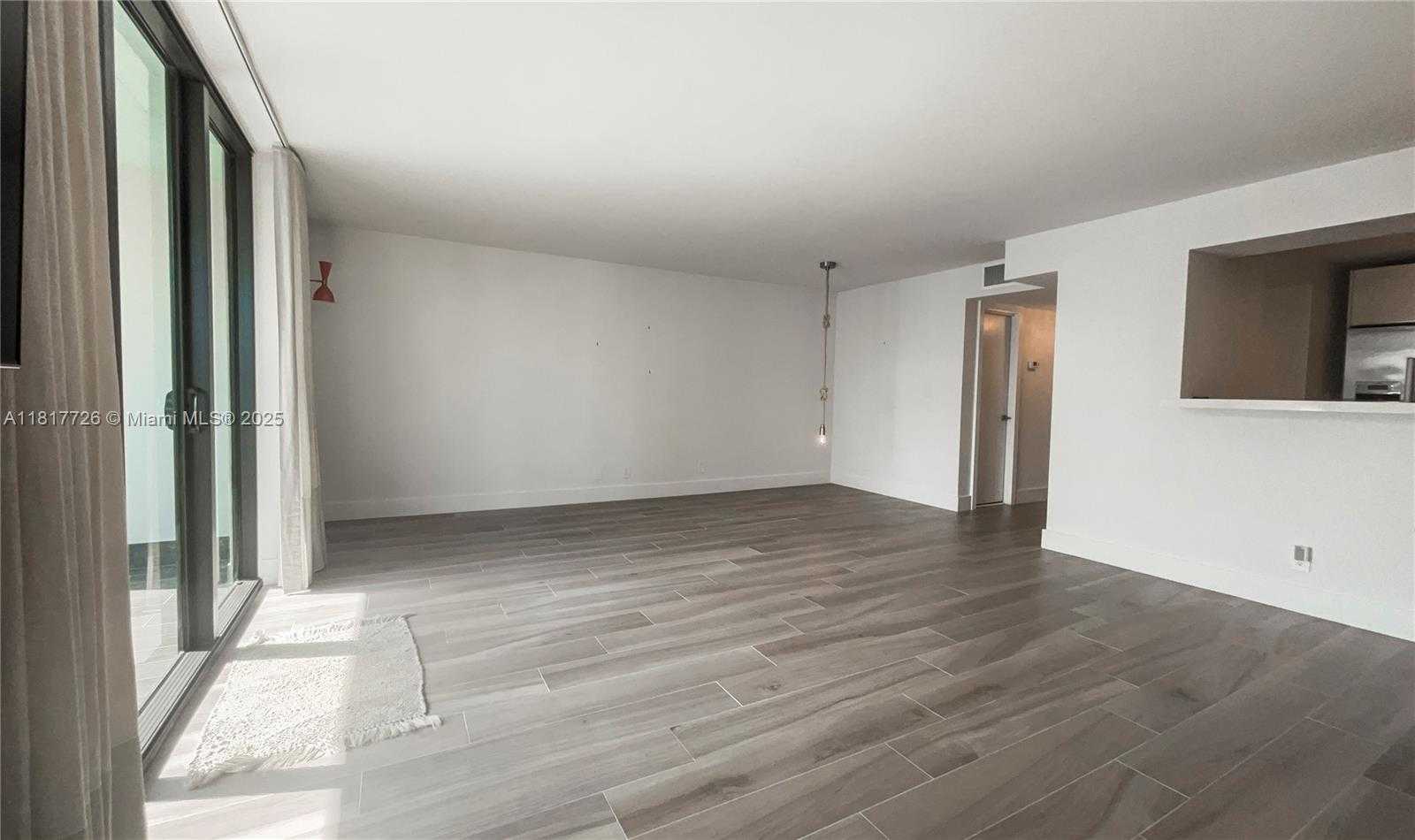 Small Image of 1800 EAST COLLINS AVE #9C, Miami Beach Number 6