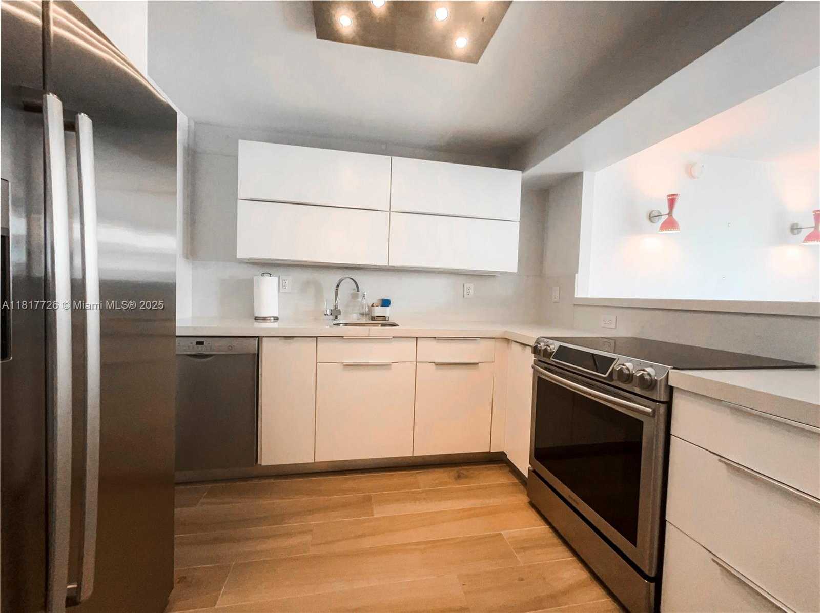 Small Image of 1800 EAST COLLINS AVE #9C, Miami Beach Number 8
