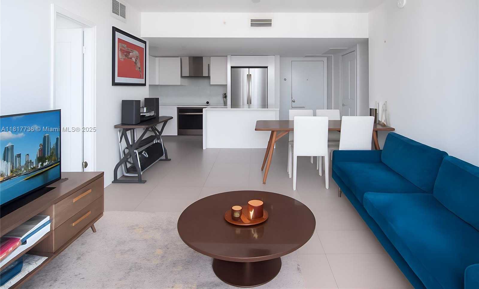 Small Image of 1600 NORTH EAST 1ST AVE #3008, Miami Number 4