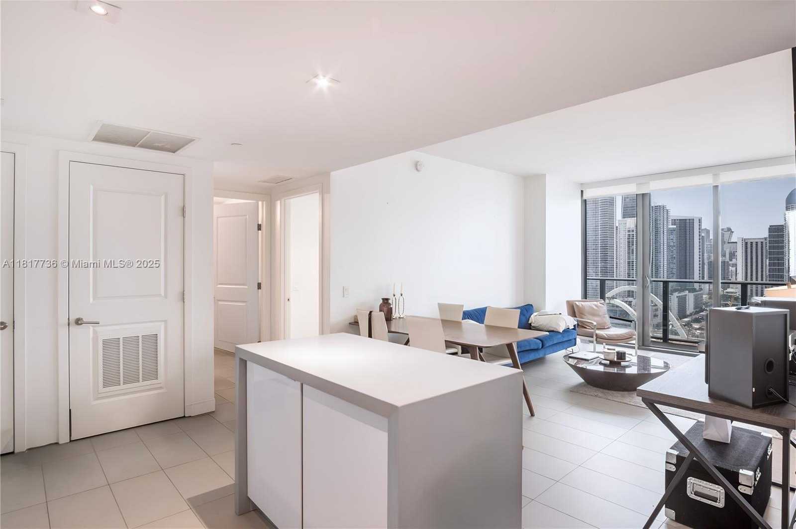 Small Image of 1600 NORTH EAST 1ST AVE #3008, Miami Number 6