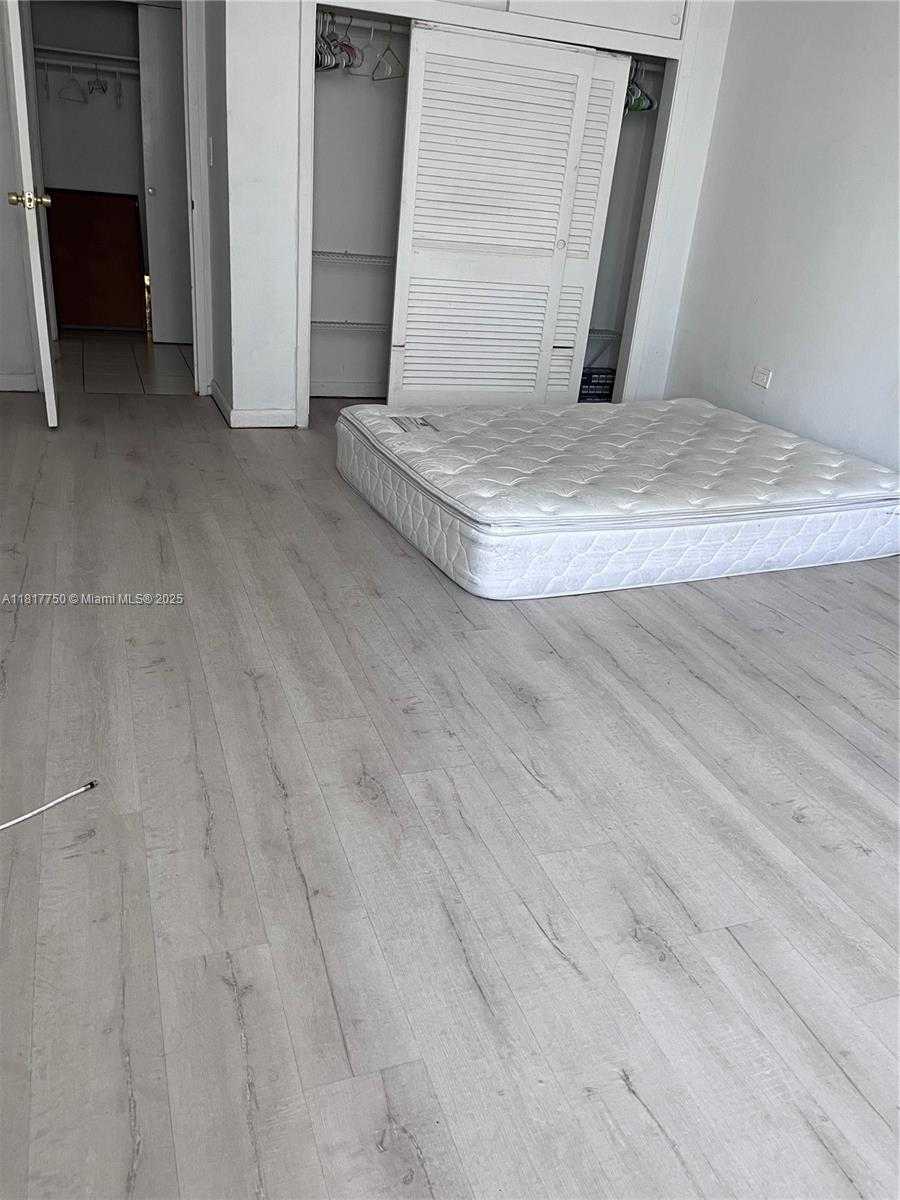 Small Image of 7545 EAST TREASURE DR #4K, North Bay Village Number 22