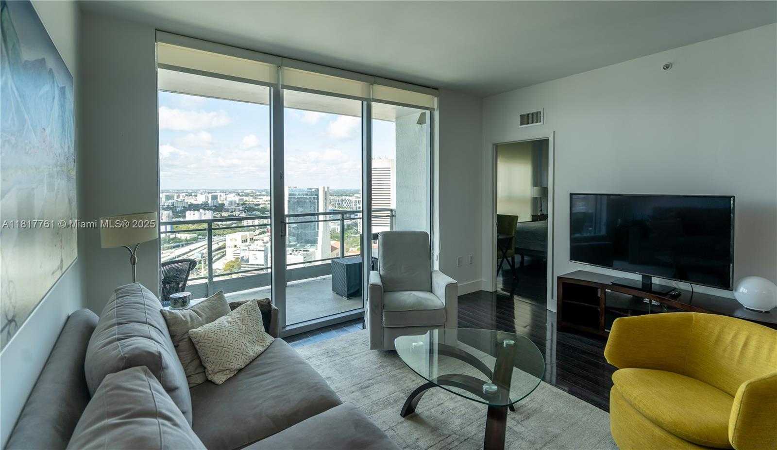 Small Image of 90 SOUTH WEST 3RD ST #3707, Miami Number 10