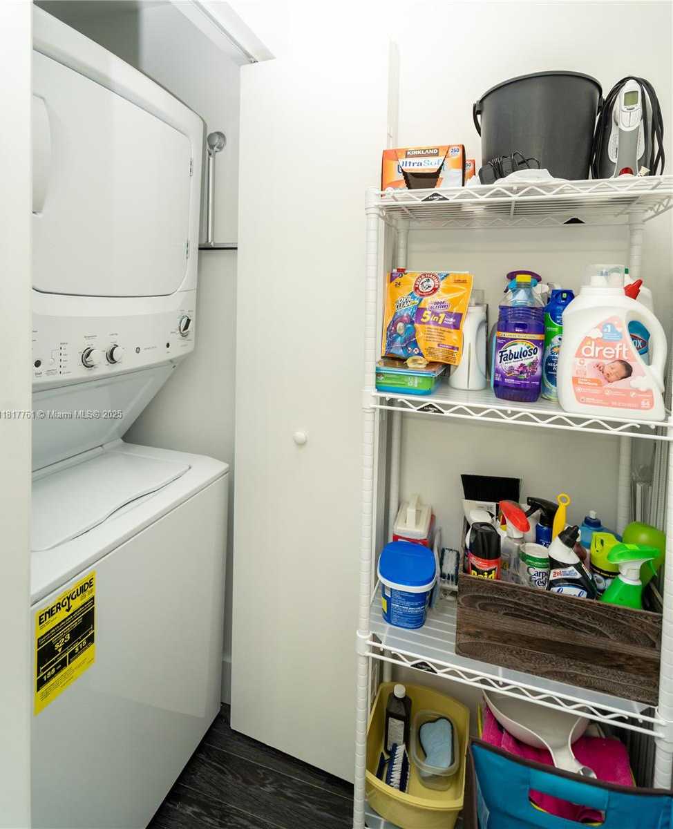 Small Image of 90 SOUTH WEST 3RD ST #3707, Miami Number 29