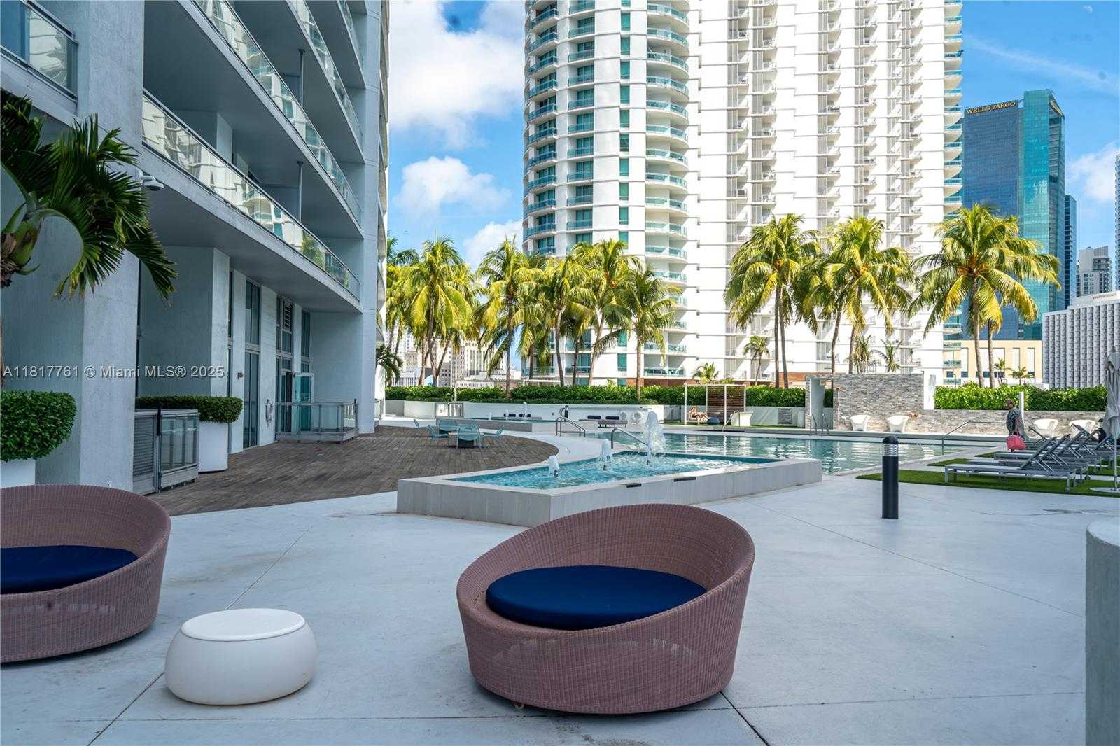 Small Image of 90 SOUTH WEST 3RD ST #3707, Miami Number 48