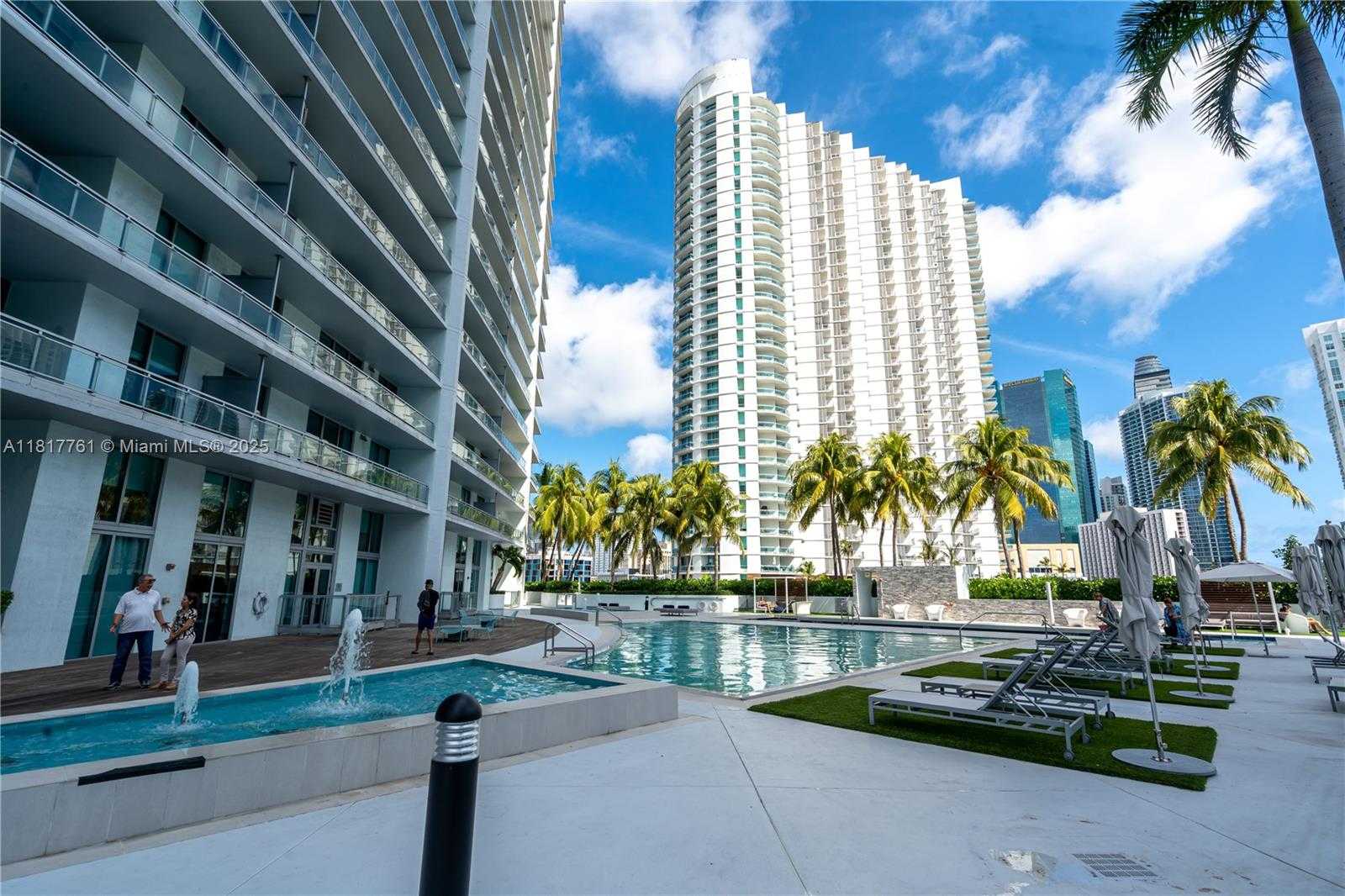Small Image of 90 SOUTH WEST 3RD ST #3707, Miami Number 5