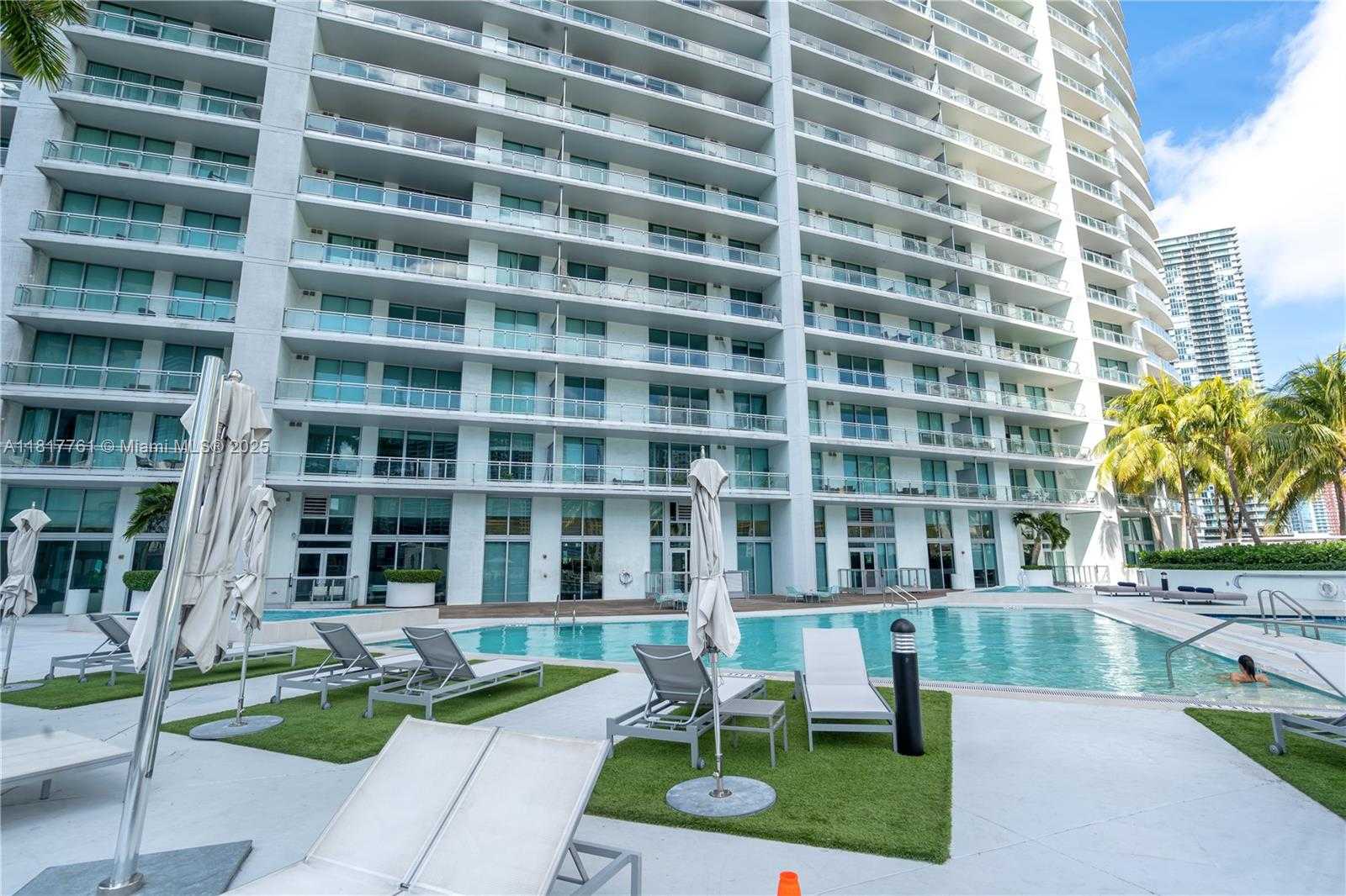 Small Image of 90 SOUTH WEST 3RD ST #3707, Miami Number 6