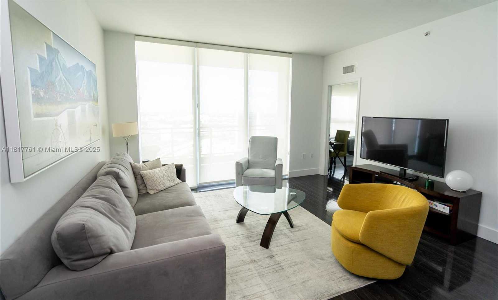 Small Image of 90 SOUTH WEST 3RD ST #3707, Miami Number 8