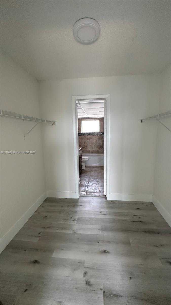 Small Image of 9359 FONTAINEBLEAU BLVD #F411, Miami Number 9