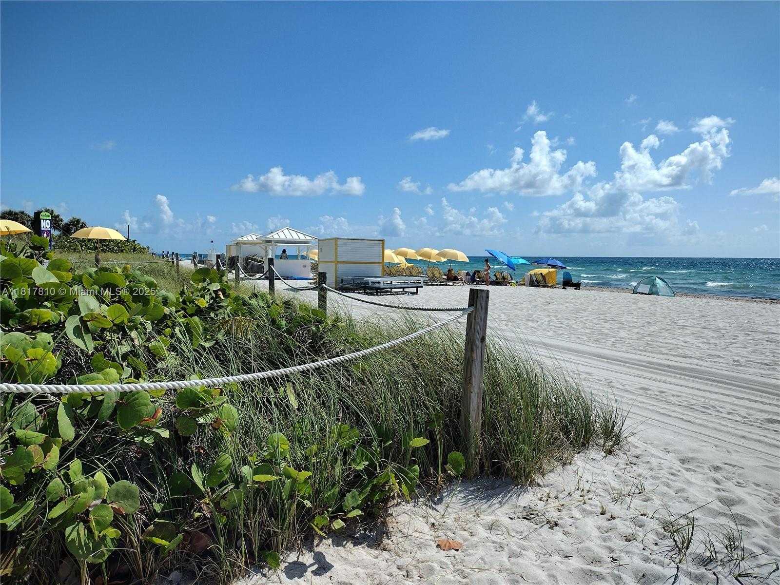 Small Image of 6061 COLLINS AVE #4B, Miami Beach Number 17