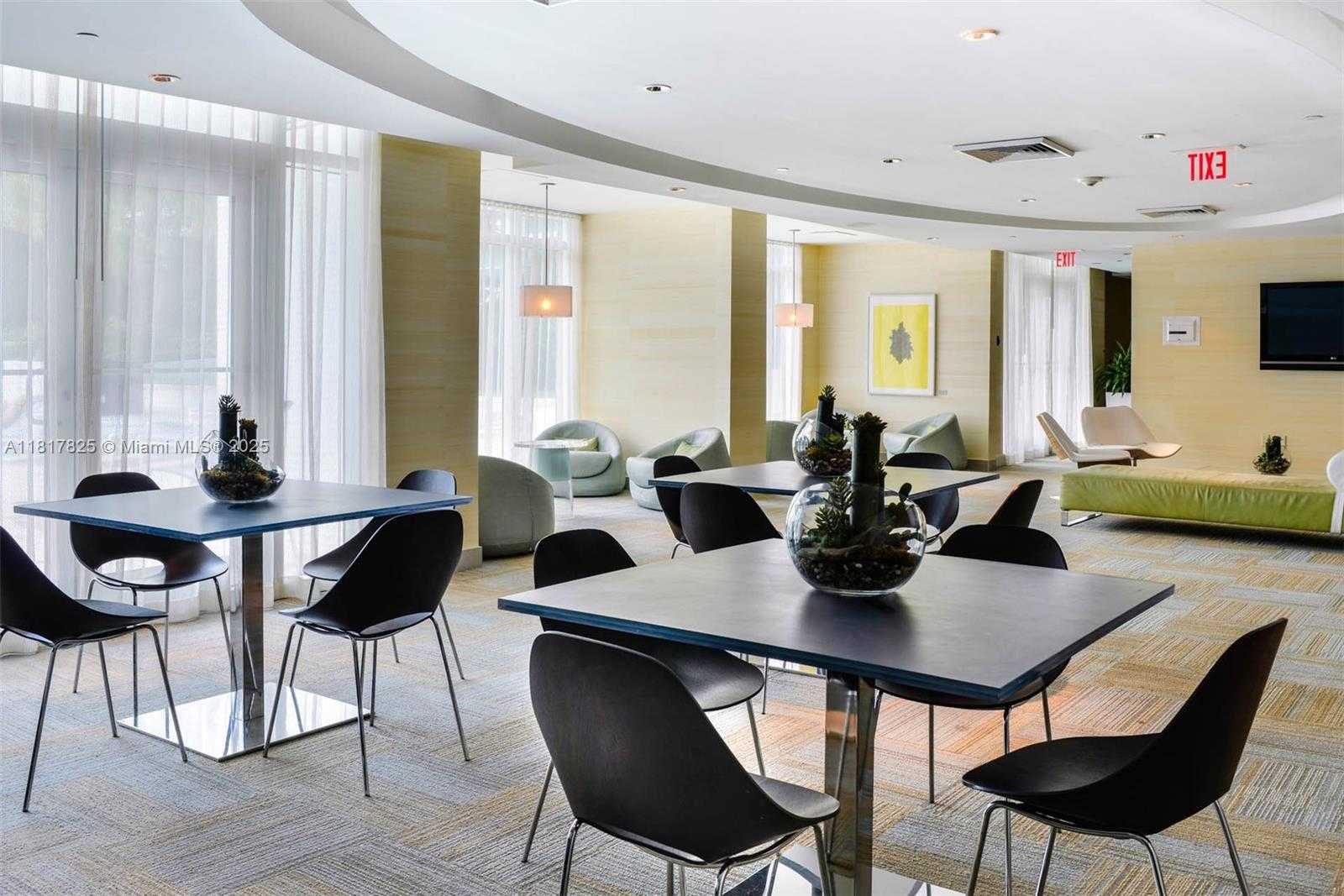 Small Image of 950 BRICKELL BAY DR #3406, Miami Number 27