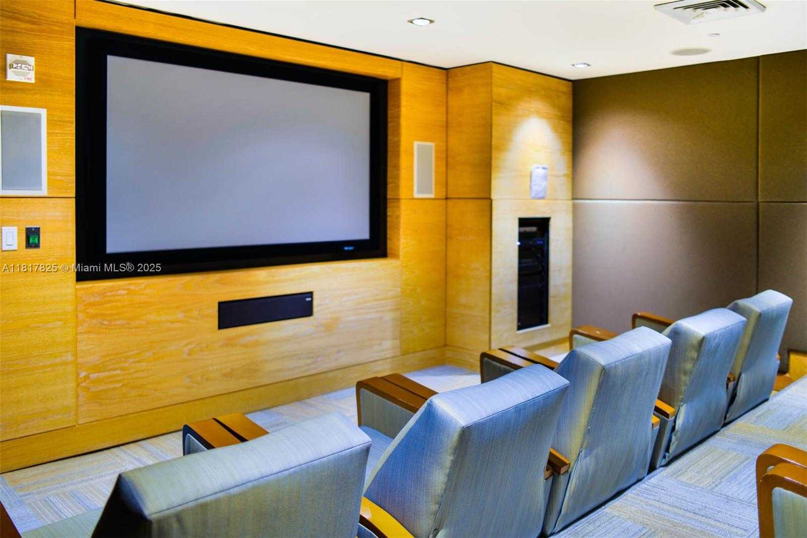 Small Image of 950 BRICKELL BAY DR #3406, Miami Number 31
