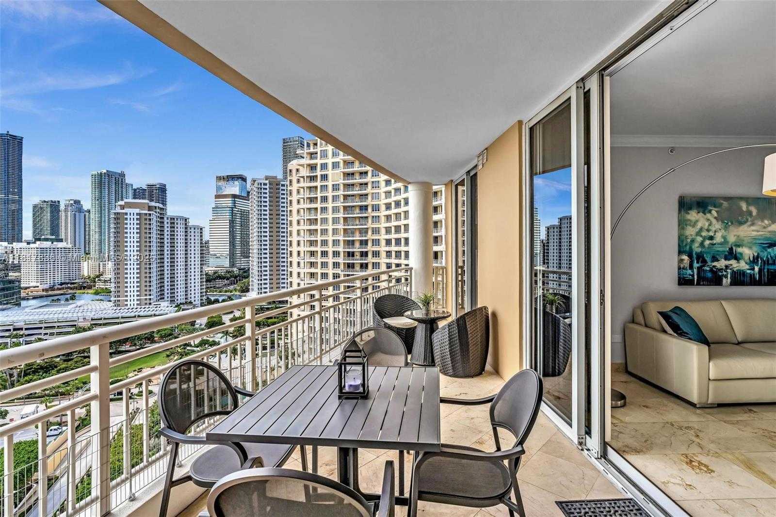 Small Image of 848 BRICKELL KEY DR #1805, Miami Number 11