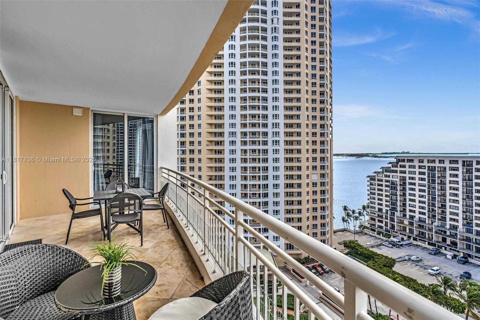 Small Image of 848 BRICKELL KEY DR #1805, Miami Number 12