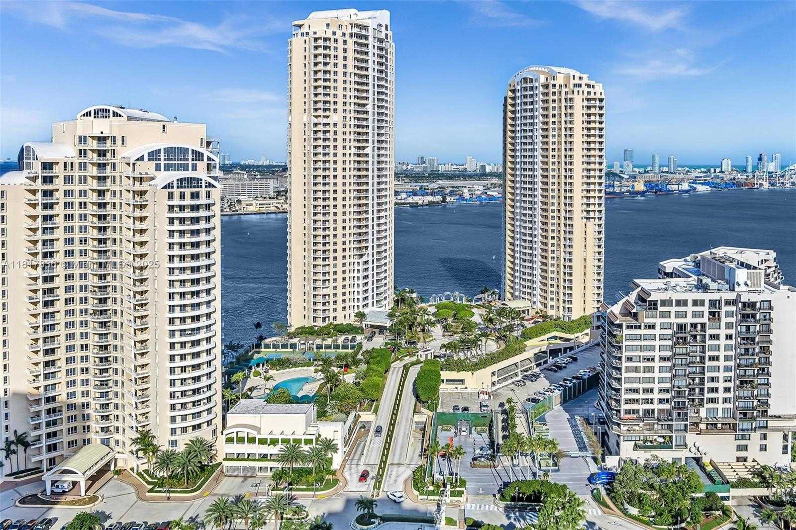 Small Image of 848 BRICKELL KEY DR #1805, Miami Number 31