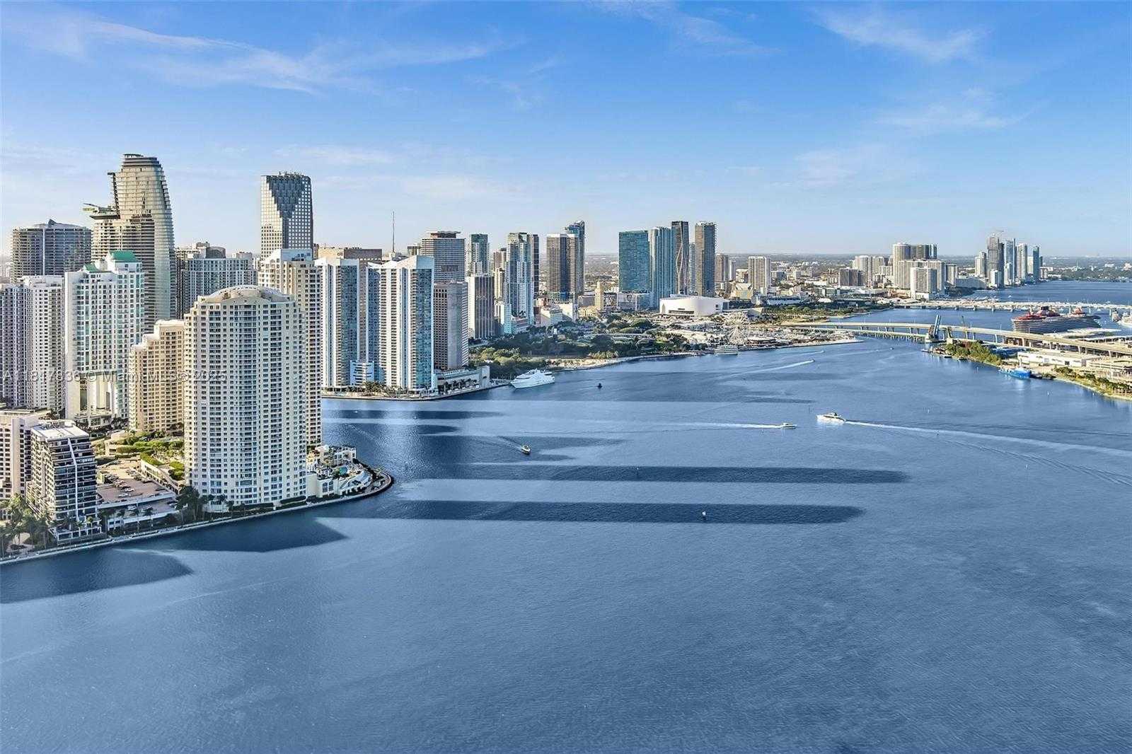 Small Image of 848 BRICKELL KEY DR #1805, Miami Number 38