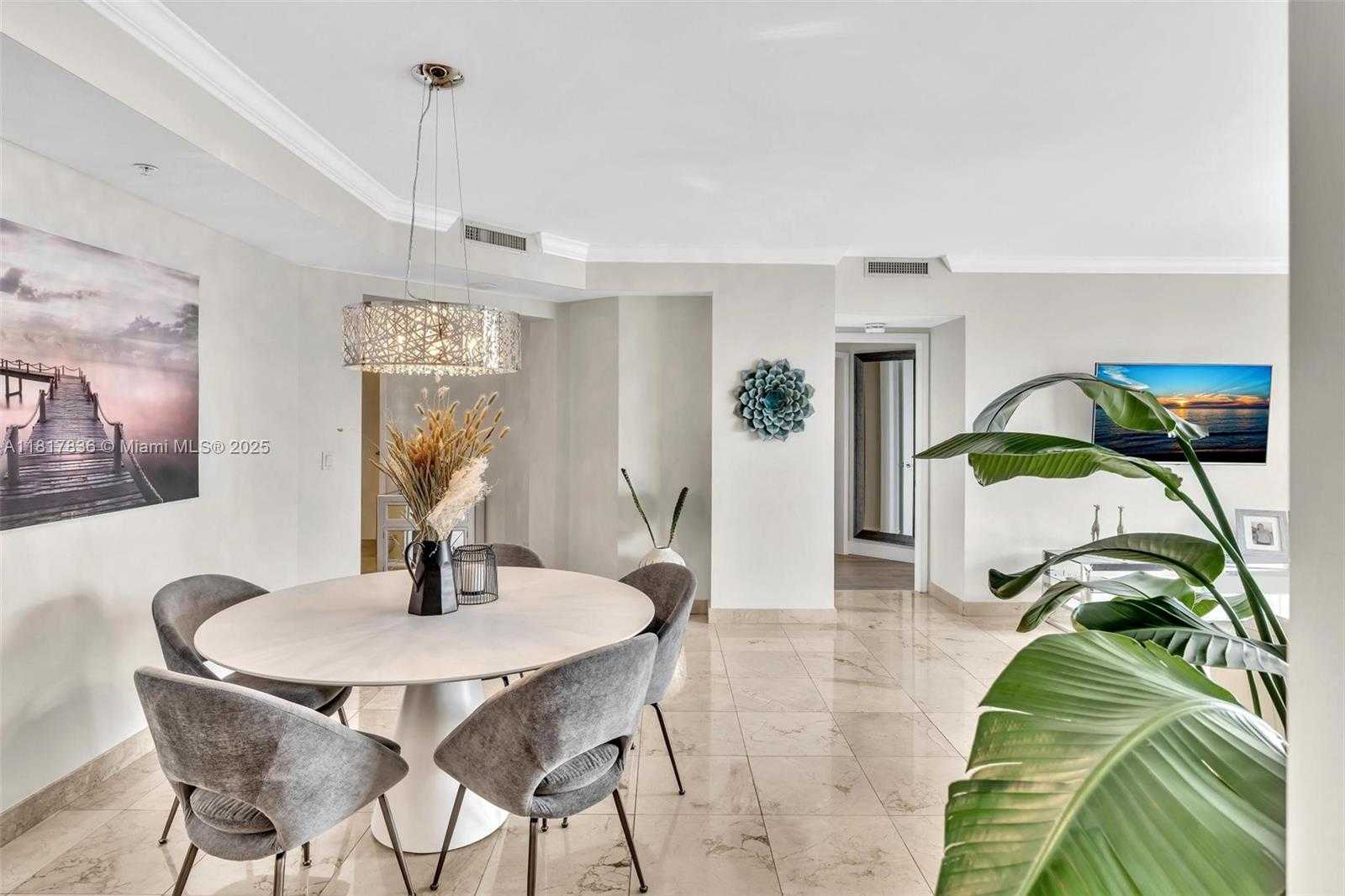 Small Image of 848 BRICKELL KEY DR #1805, Miami Number 6