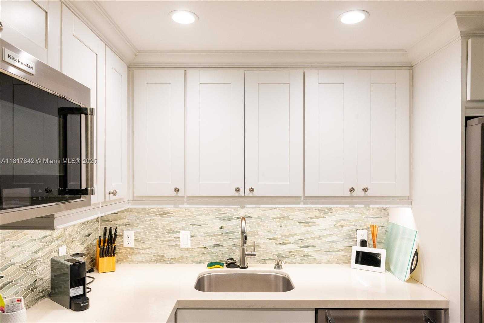 Small Image of 600 BILTMORE WAY #306, Coral Gables Number 10