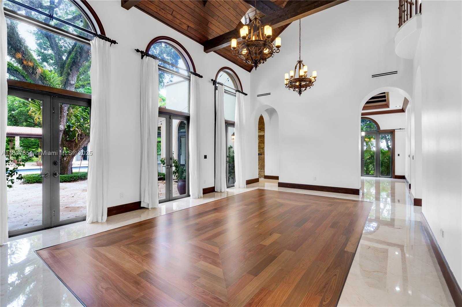 Small Image of 9801 SOUTH WEST 60TH CT, Pinecrest Number 10