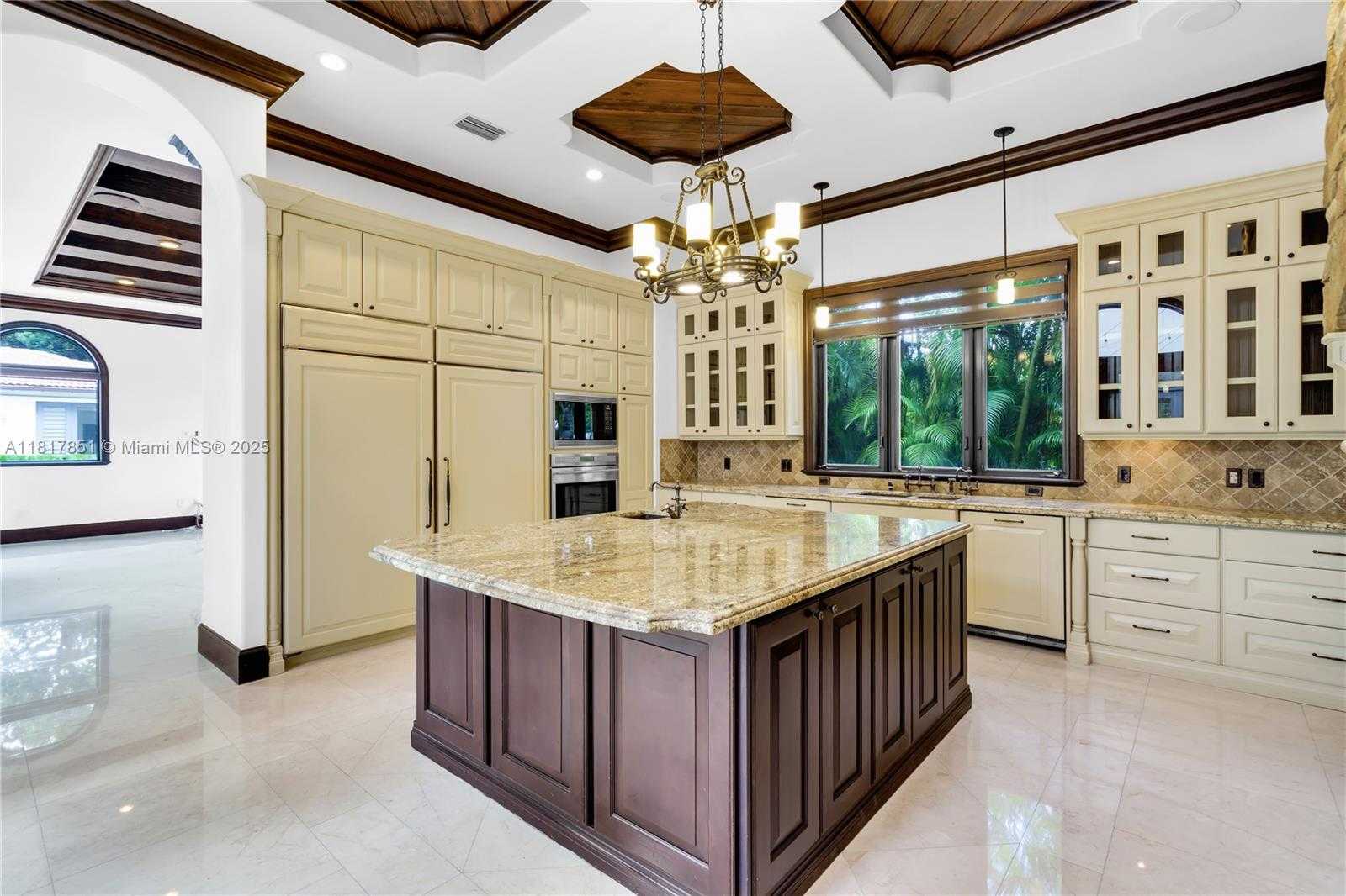 Small Image of 9801 SOUTH WEST 60TH CT, Pinecrest Number 16