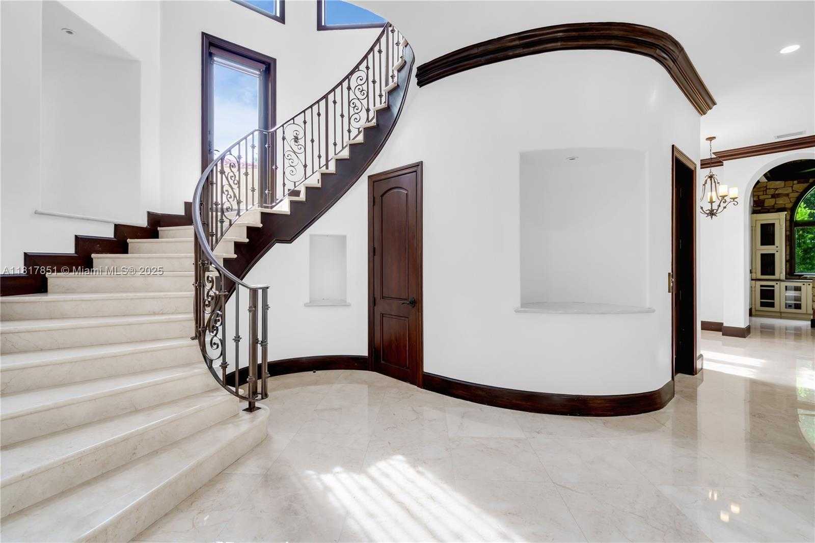 Small Image of 9801 SOUTH WEST 60TH CT, Pinecrest Number 25