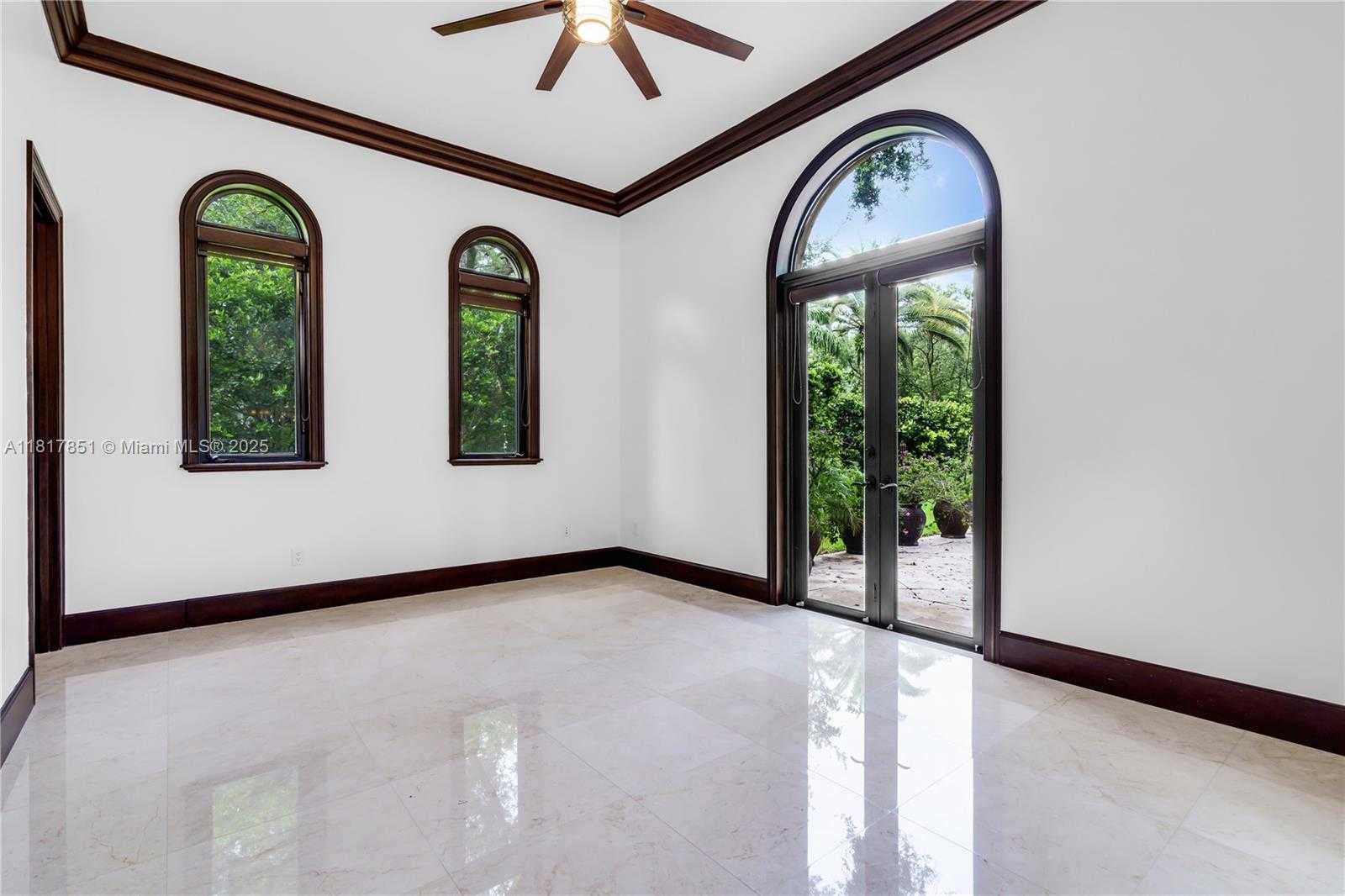 Small Image of 9801 SOUTH WEST 60TH CT, Pinecrest Number 26