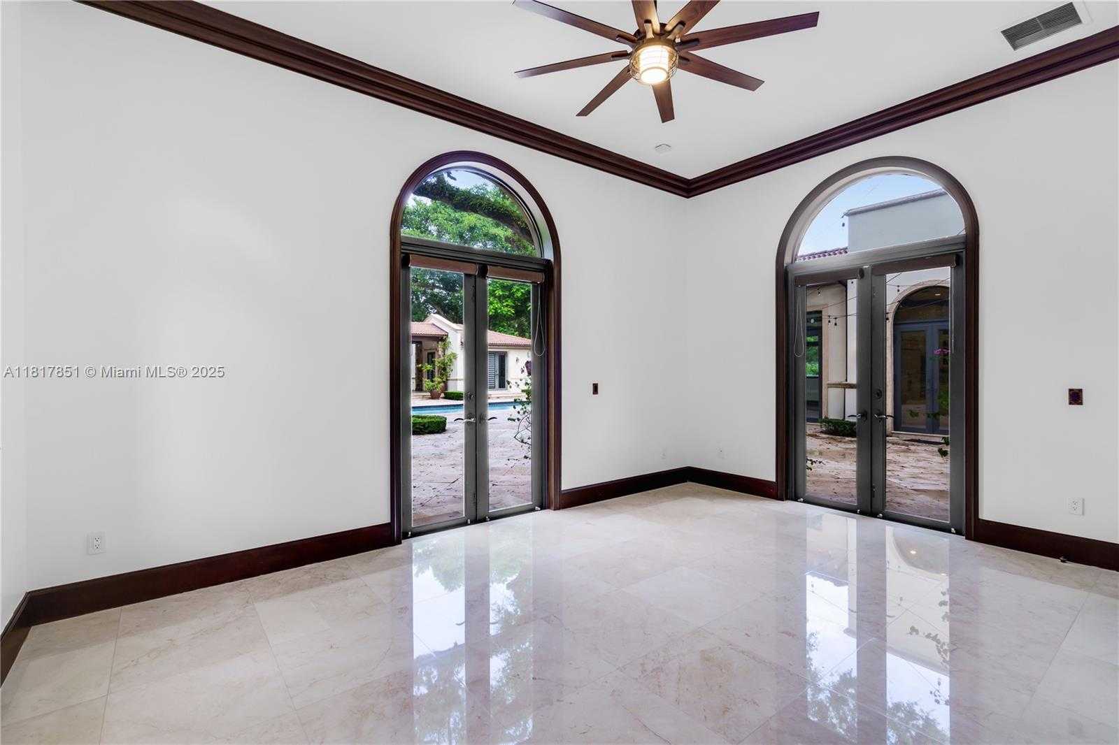 Small Image of 9801 SOUTH WEST 60TH CT, Pinecrest Number 27