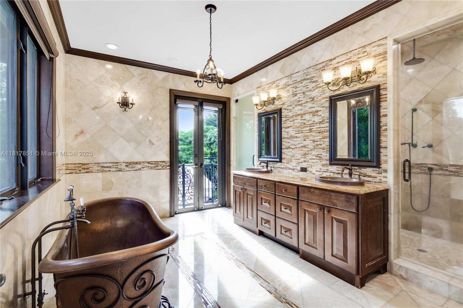 Small Image of 9801 SOUTH WEST 60TH CT, Pinecrest Number 33