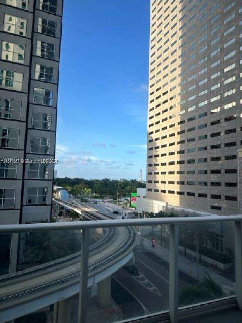 Small Image of 300 SOUTH BISCAYNE BLVD #L-634, Miami Number 11