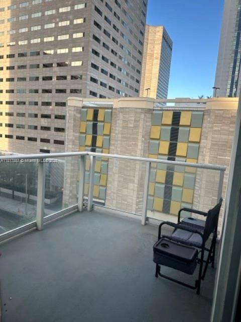 Small Image of 300 SOUTH BISCAYNE BLVD #L-634, Miami Number 9