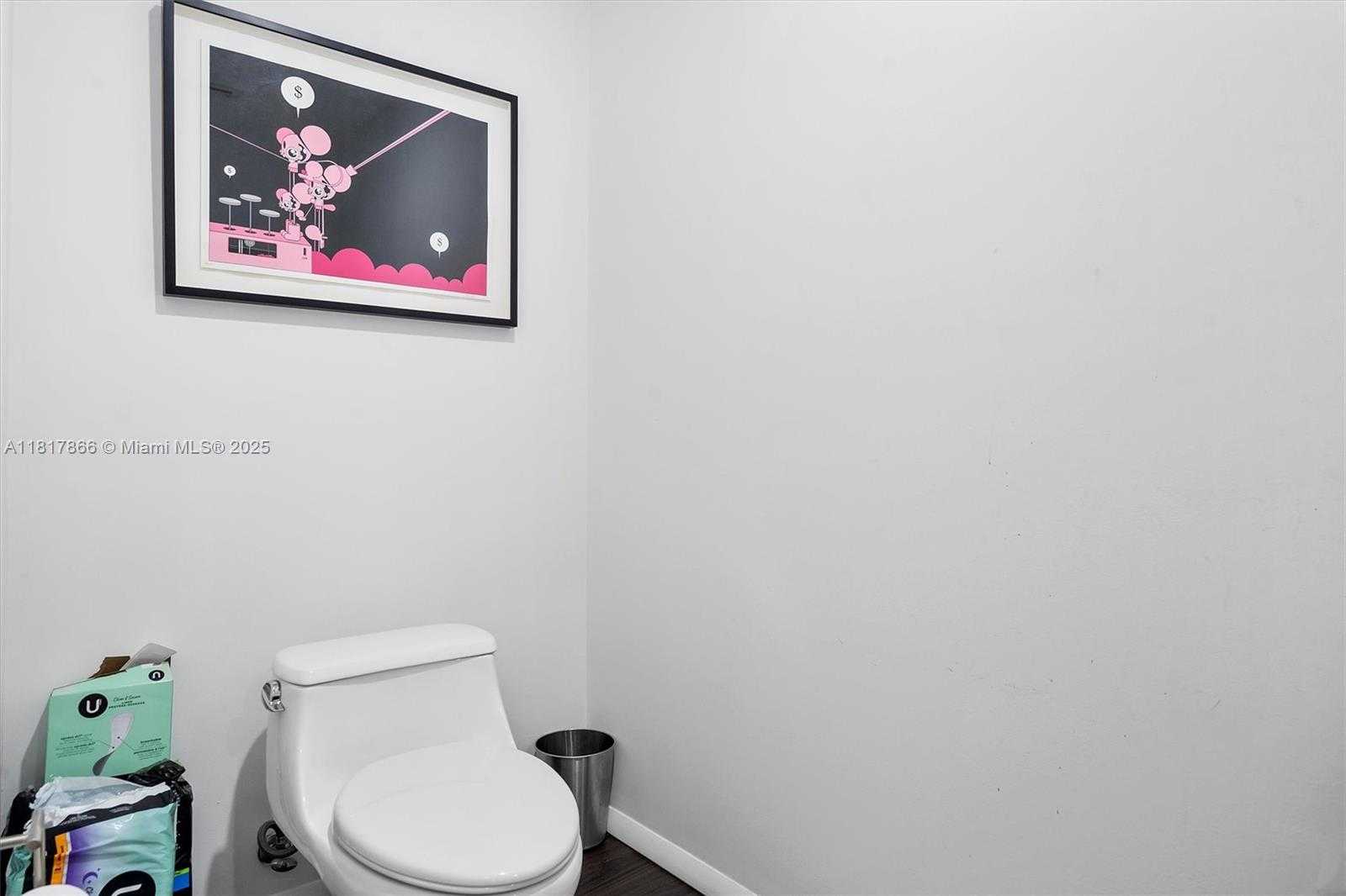 Small Image of 1040 BISCAYNE BLVD #1708, Miami Number 16