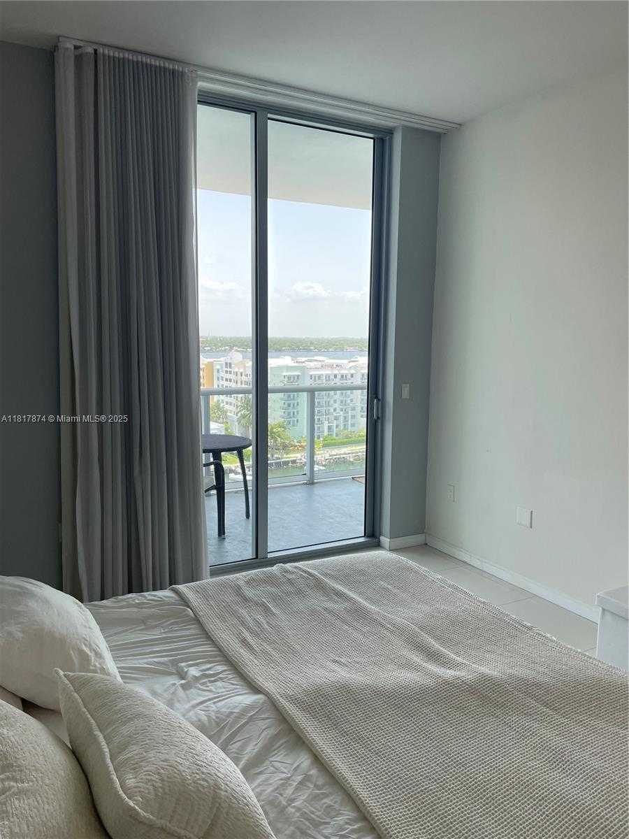 Small Image of 7928 EAST DR #1205, North Bay Village Number 5