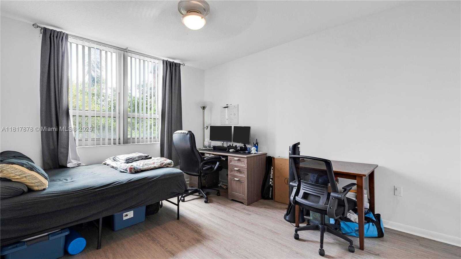 Small Image of 2000 NORTH BAYSHORE DR #218, Miami Number 20