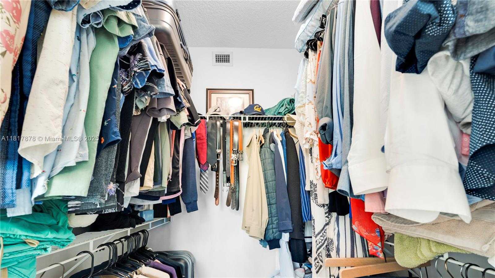 Small Image of 2000 NORTH BAYSHORE DR #218, Miami Number 23